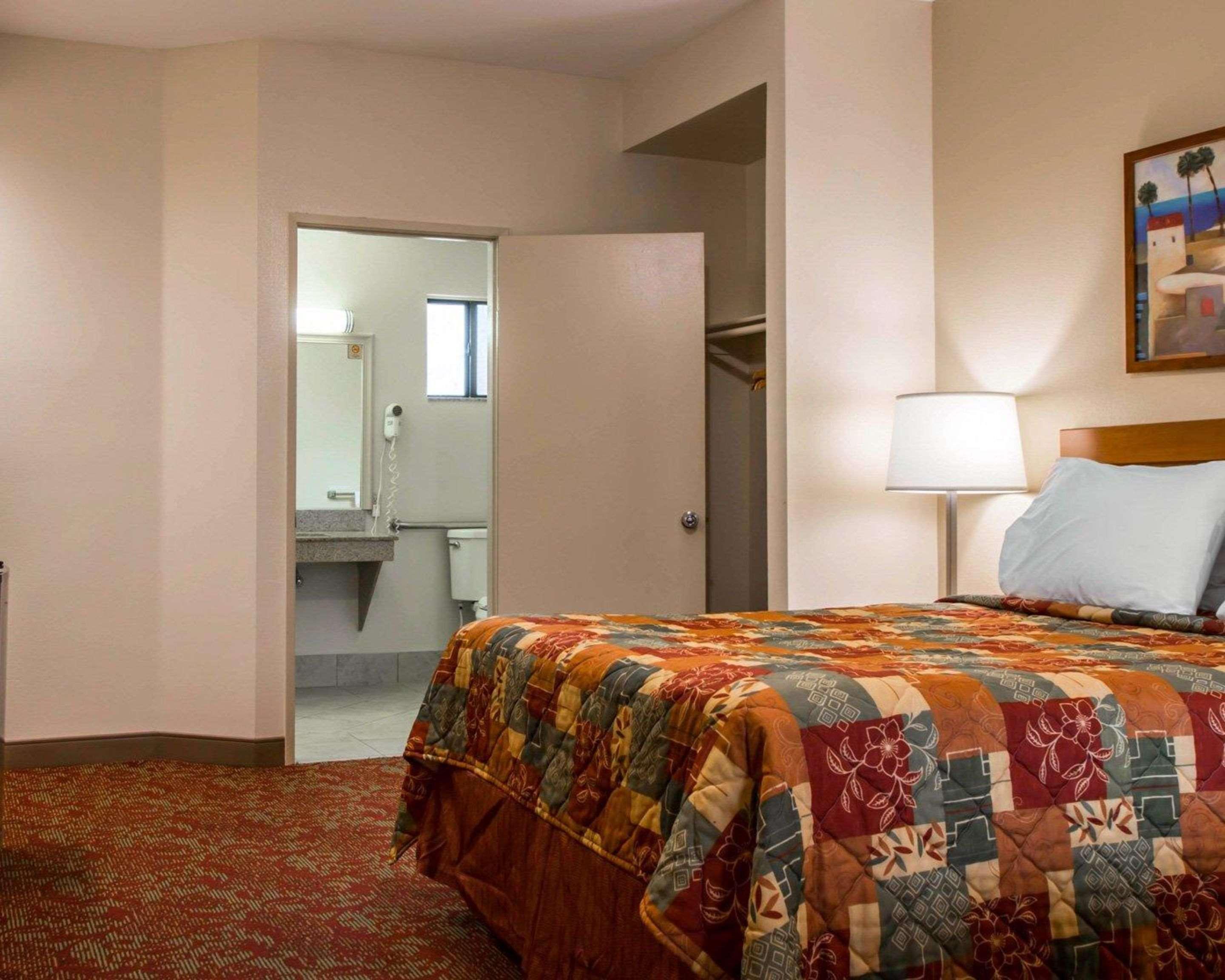 Rodeway Inn Encinitas North Extérieur photo